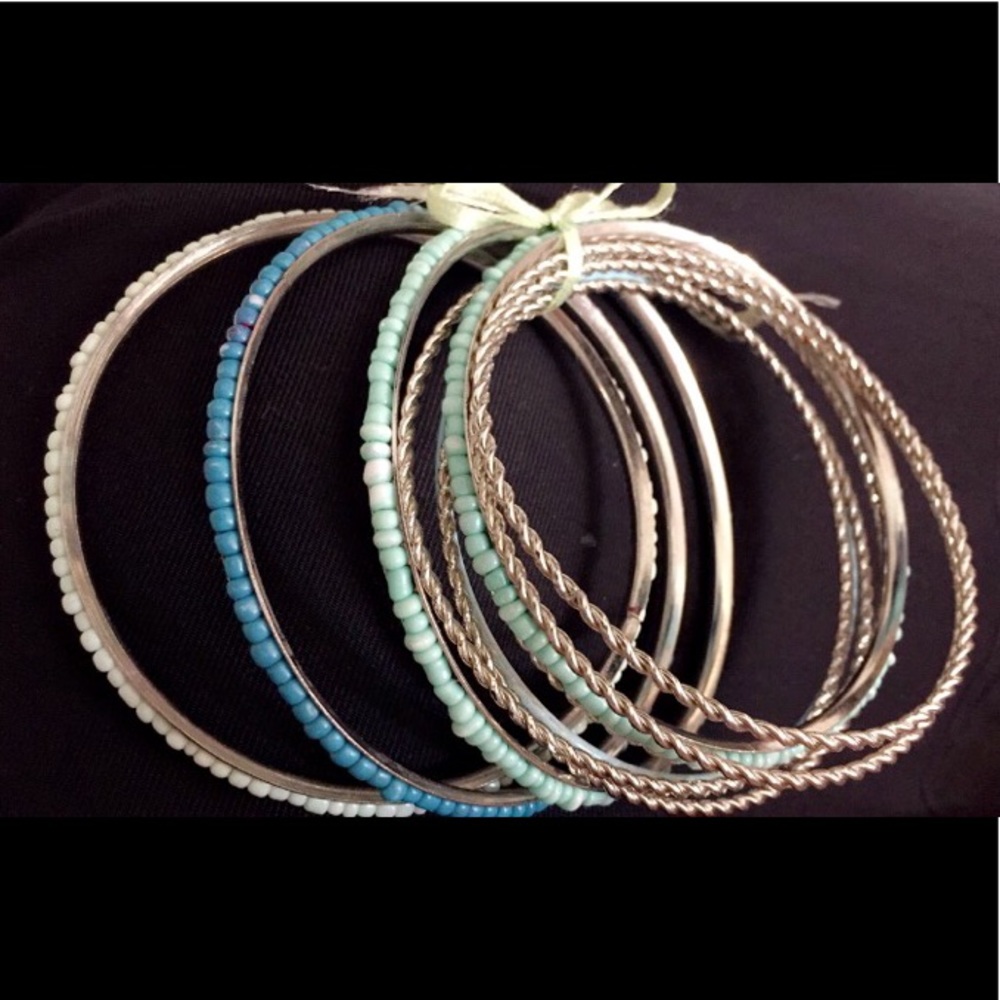 🔥⚡️Set Of Ten Bracelets ✨💥 - Picture 2 of 2